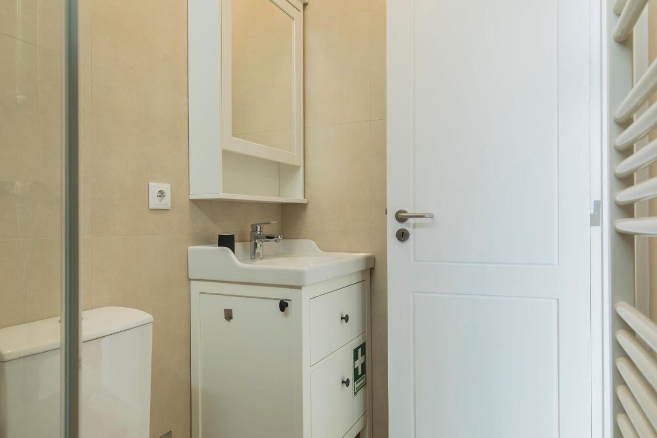 Lovelystay - Peaceful Central Apartment I Lisbon Exterior photo